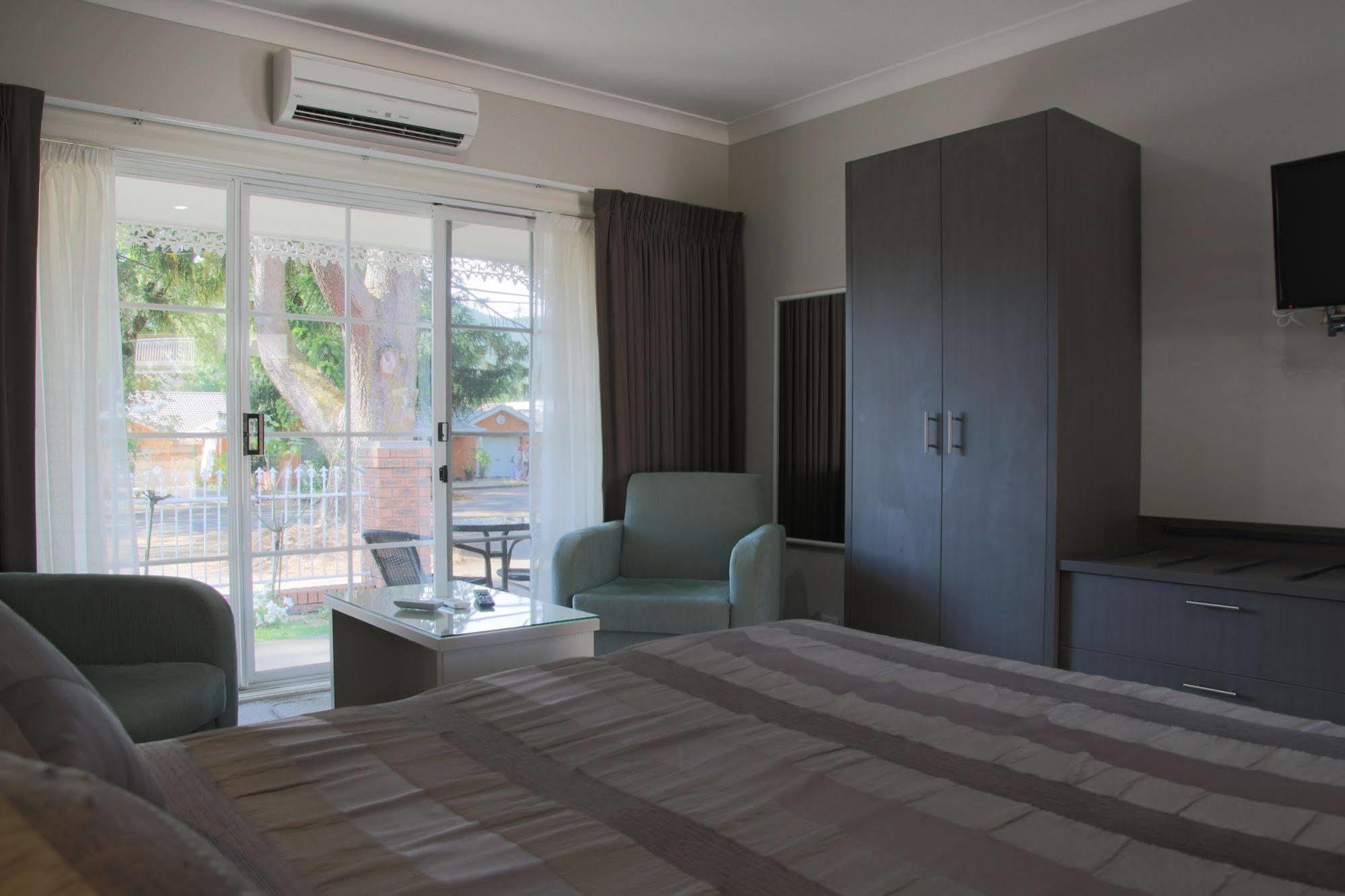 Barrass John Bright Motor Inn المظهر الخارجي الصورة