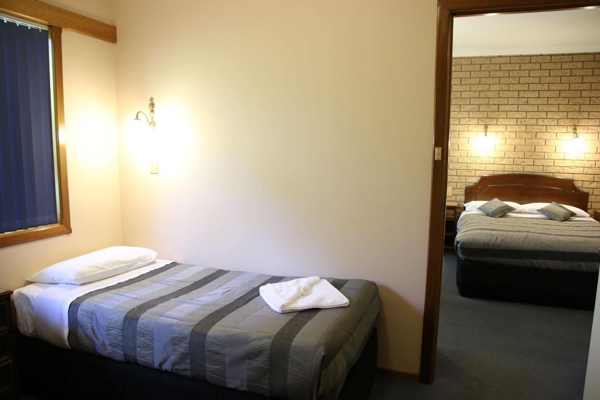 Barrass John Bright Motor Inn المظهر الخارجي الصورة