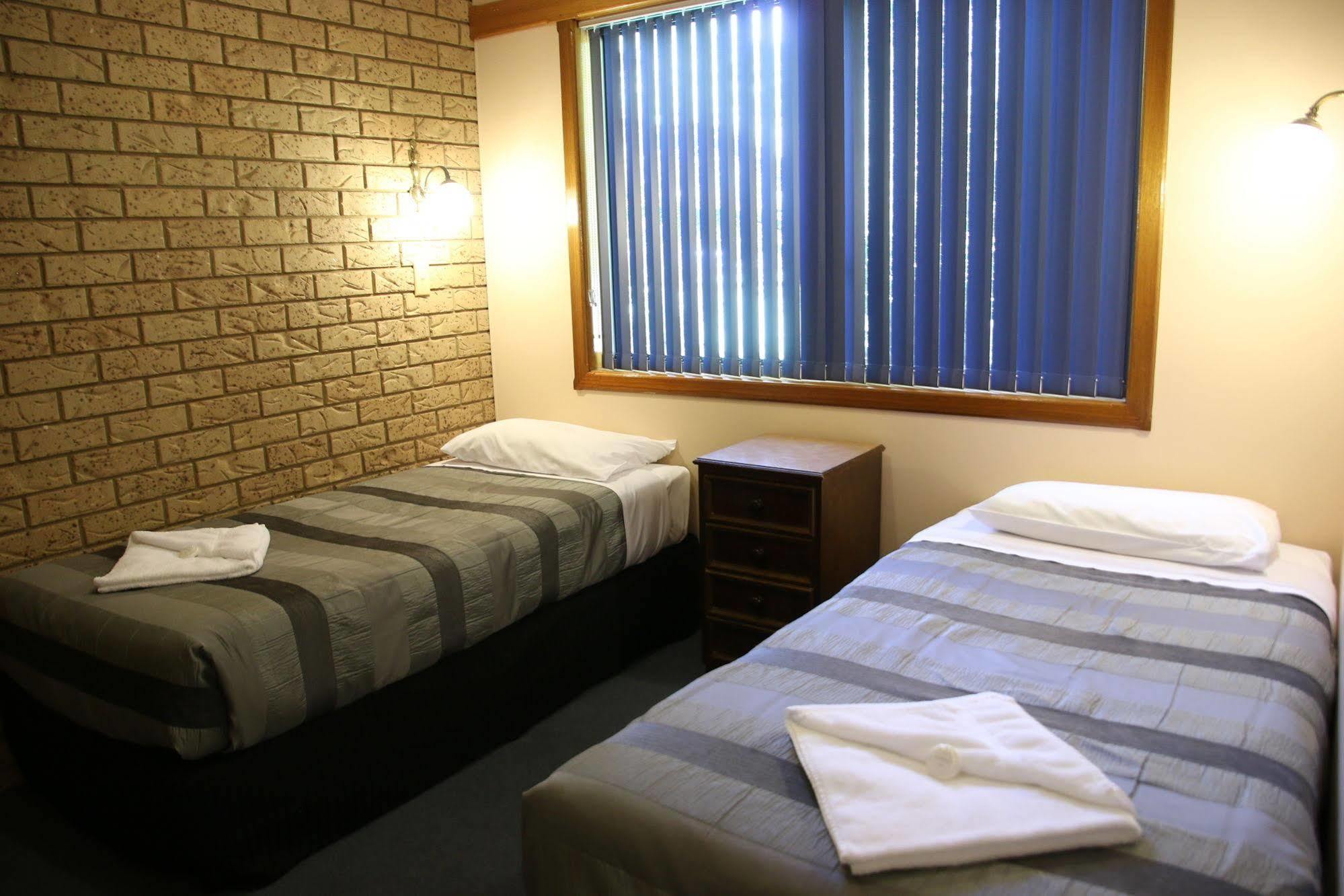 Barrass John Bright Motor Inn المظهر الخارجي الصورة